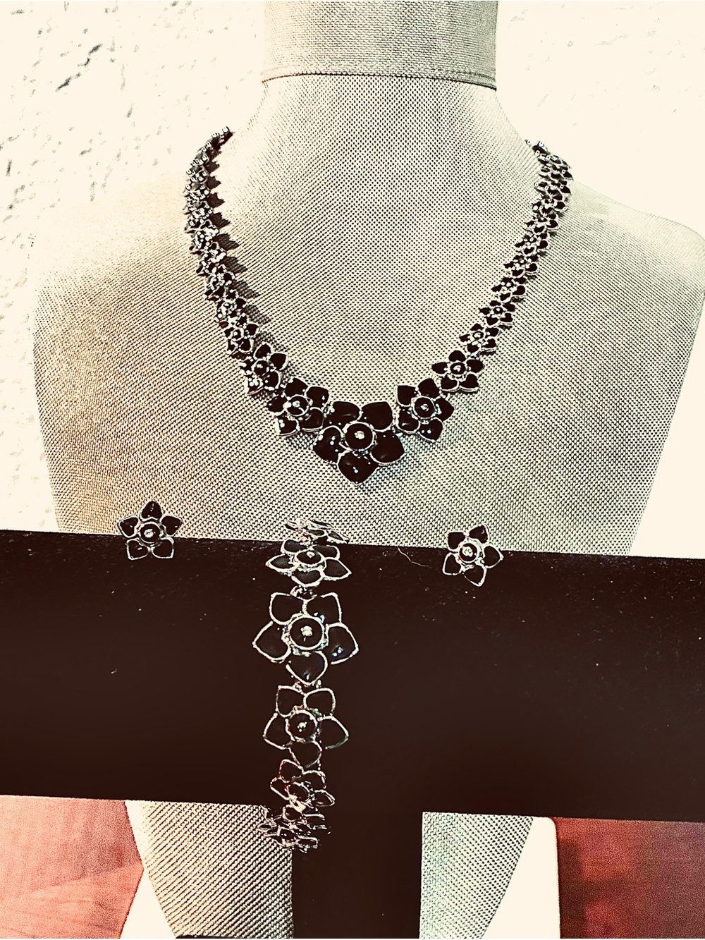 Floral 3 Piece Statement Set, In Black & Silver
